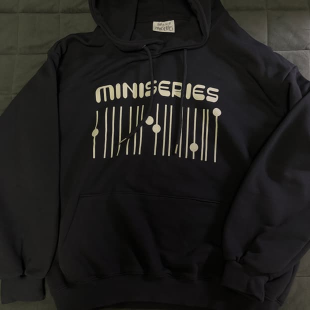 수민슬롬 미니시리즈 머천다이즈 후드티