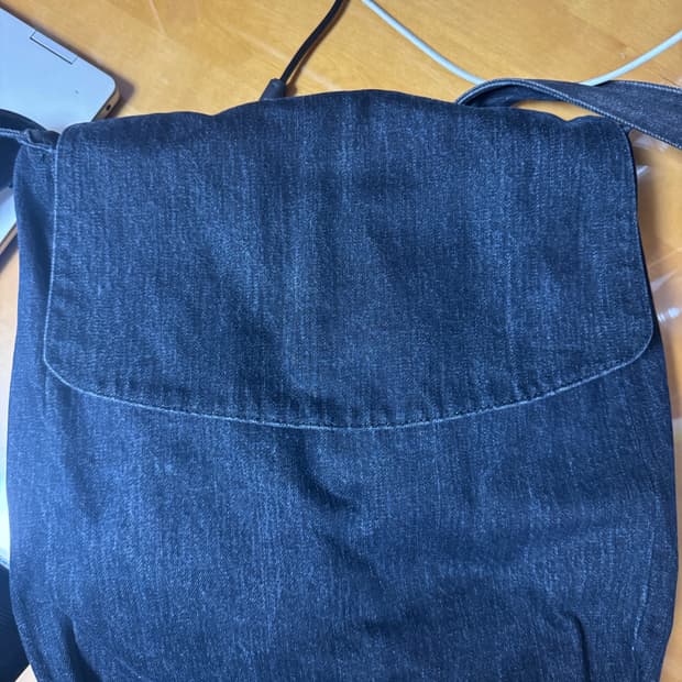 해칭룸 two face bag black