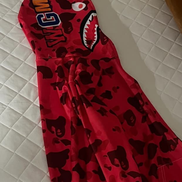 베이프 샤크 카모 후드집업 L사이즈