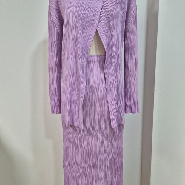 플리츠플리츠 Issey Miyake