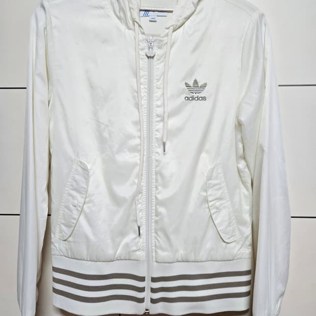 아디다스 여성 화이트 불꽃 희귀 바람막이