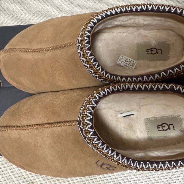 어그 타스만 us 9265-270