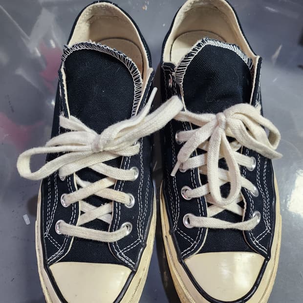 497) 컨버스 척 70 클래식 로우 스니커즈