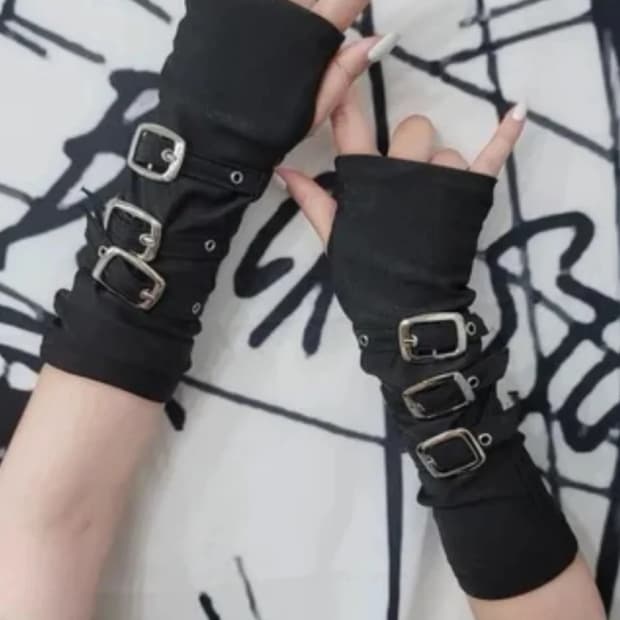 펑크룩 버클 핸드워머