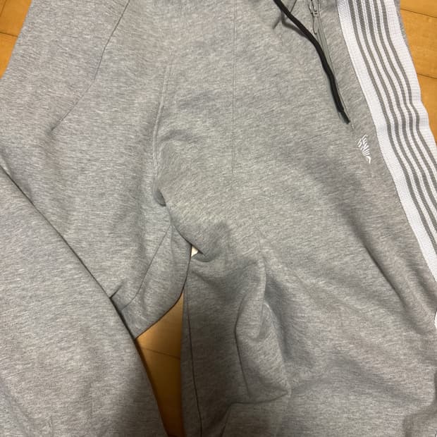 니들스 그레이 hd트랙팬츠