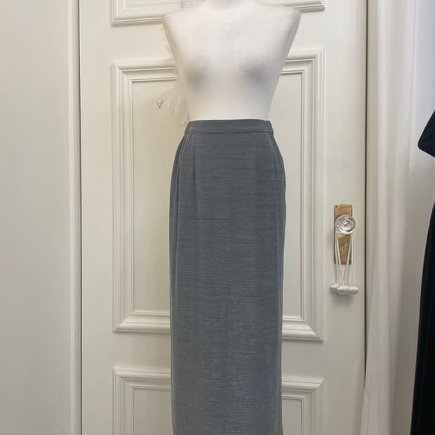 charcoal pleats basic long skirt