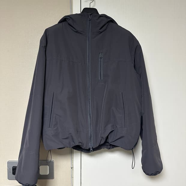 1) 다이브인 무민서 경량패딩 차콜