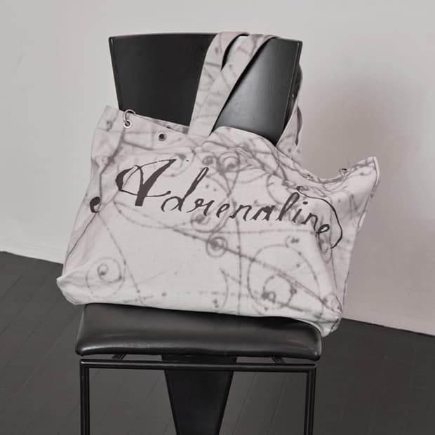 어니브 PIERCING EYELET BOSTON BAG WHITE