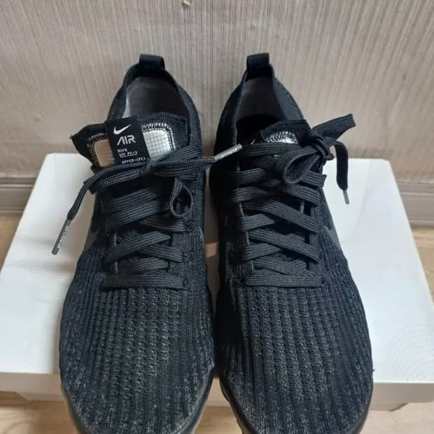 나이키 베이퍼맥스 플라이니트 3.0 트리플블랙 