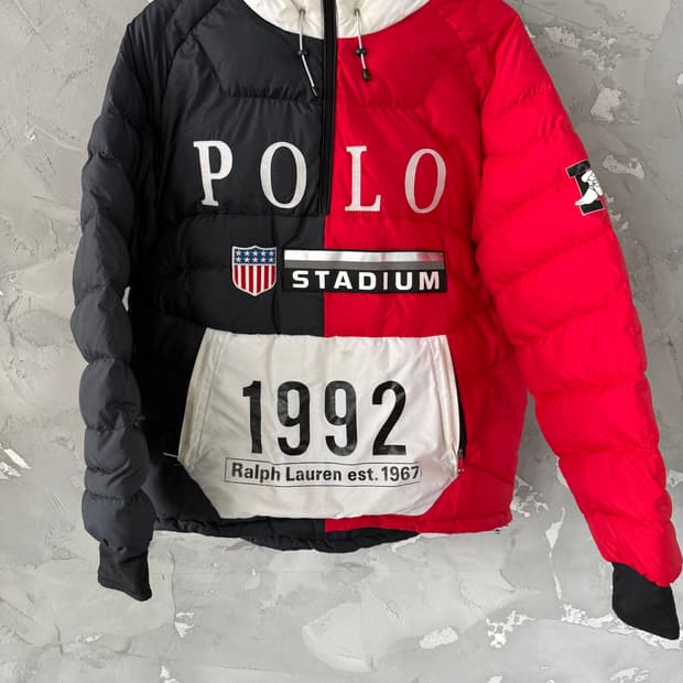 폴로 랄프로렌 스타디움 다운 패딩 판매합니다.
M[실측105~110]