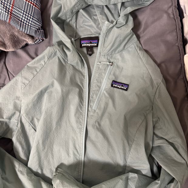 파타고니아 바람막이 S