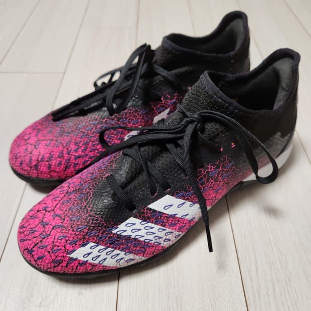 아디다스 프레데터 프릭.3 L TF 풋살화 FW7520 사이즈250

여