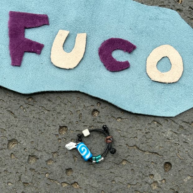 Fuco ๋นํฐ์ง ๋ฐ์ง