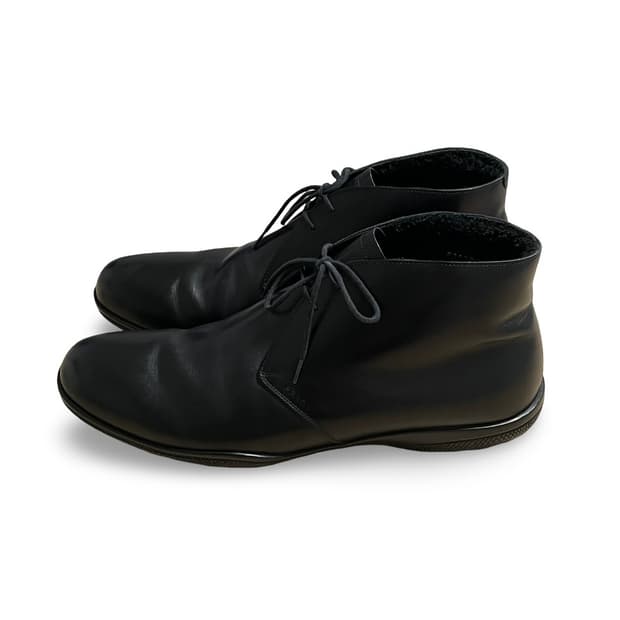 프라다 스포츠 처카 부츠