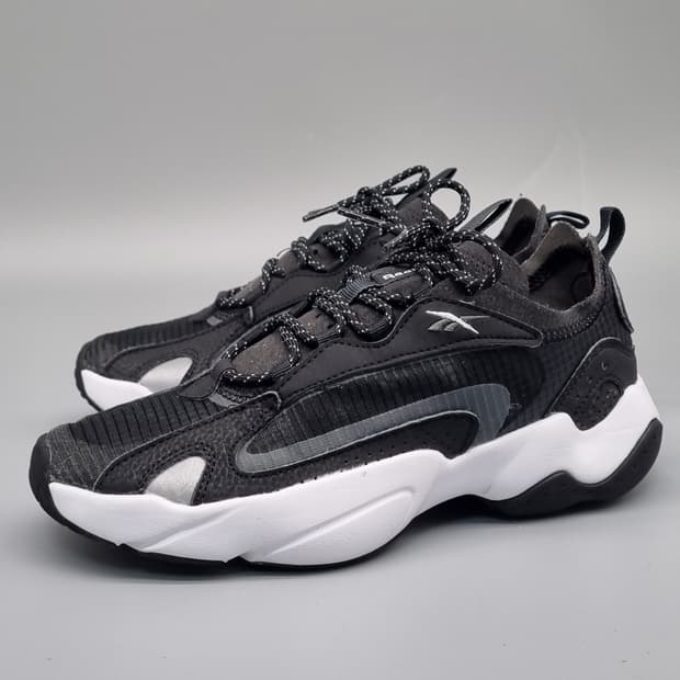 리복 로얄 퍼베이더 여성운동화235 