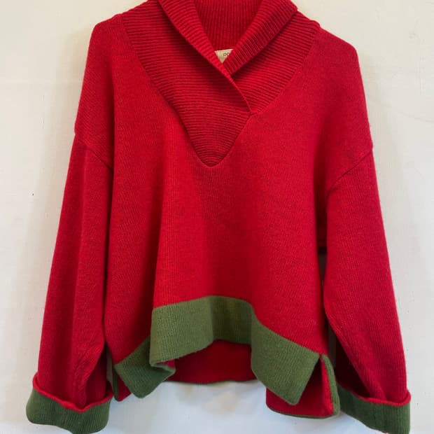 배색 레드니트 빨간니트 크리스마스니트 크리스마스룩 연말룩데이트룩