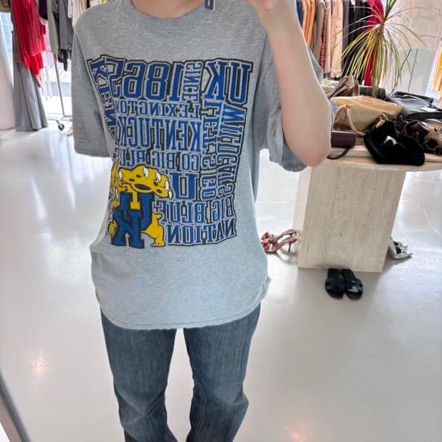 Vintage Russel Round T