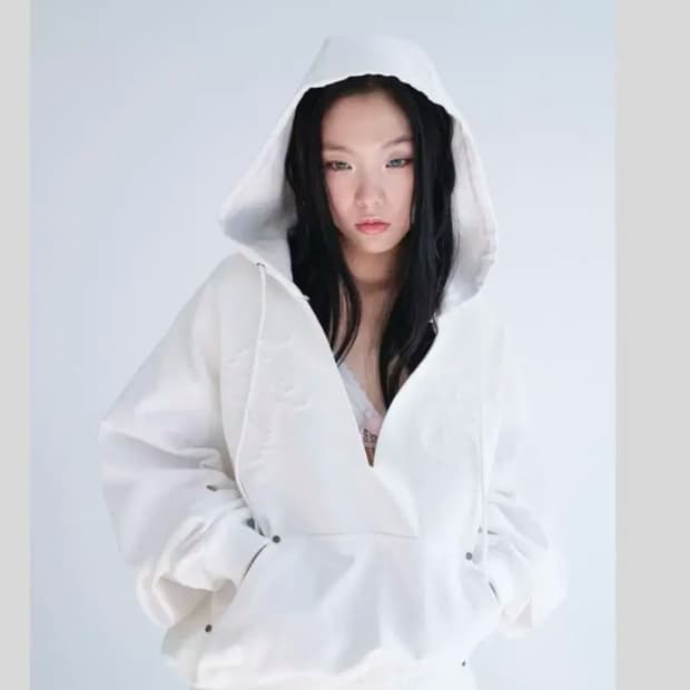 샵페어리 브이넥 후드티 