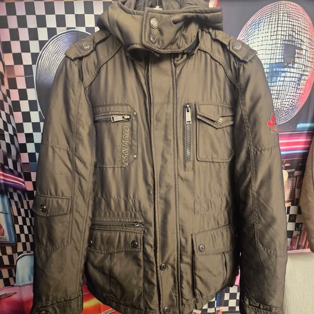 디스퀘어드2(Dsquared2) 후드 패딩 재킷