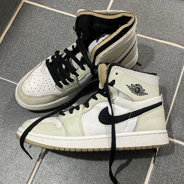 나이키 조던1 줌 에어 컴포크 라이트본 250