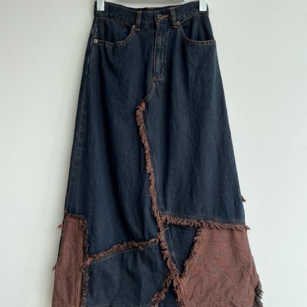 J.HONEY 투톤 패치워크 데님 롱 스커트