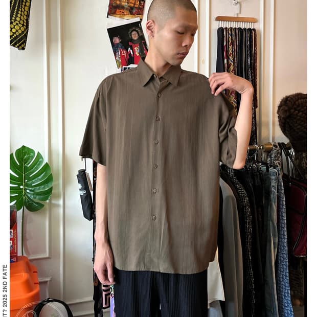 SILK ICON Vintage Over-Sized 1/2 Shirt