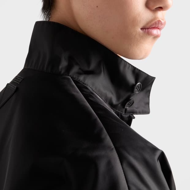 [L] 프라다 리나일론 헤링턴 봄버