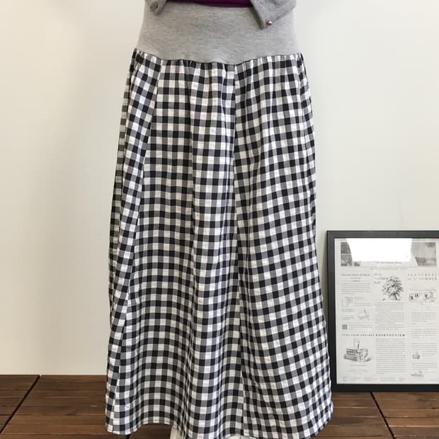 Jpn Poly Checked Long Skirts