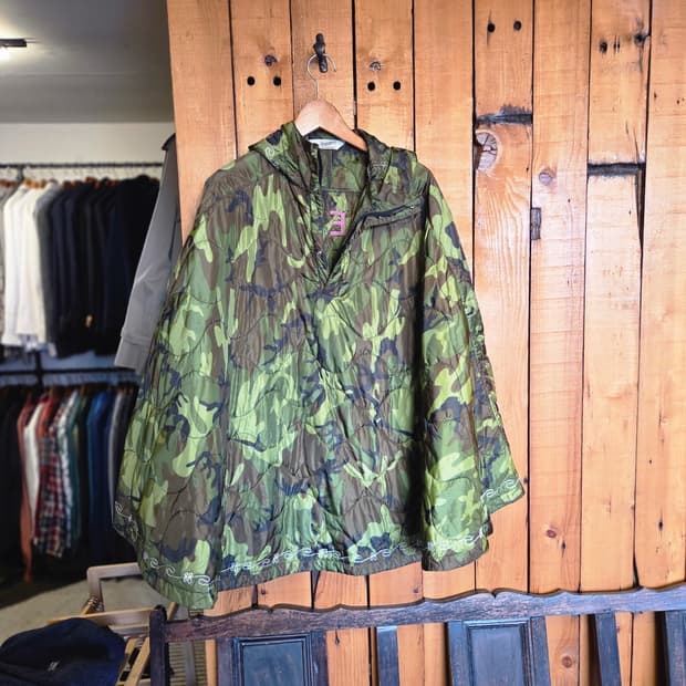 텐더로인 퀼팅 케이프자켓