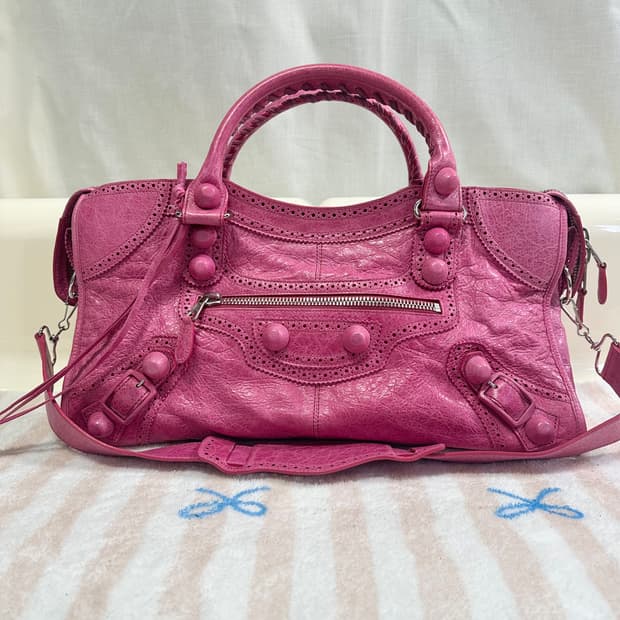 [A 정품] 발렌시아가 시티 모터백 파트타임 진핑크