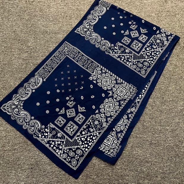 빔즈 beams 롱 반다나