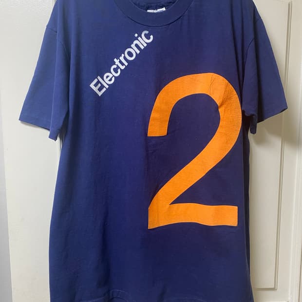 빈티지 Electronic 티셔츠