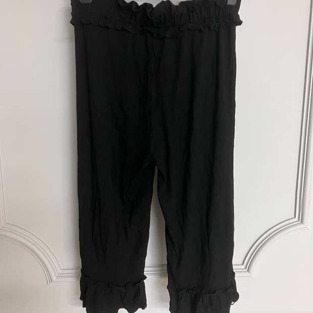 카프리 프릴 팬츠