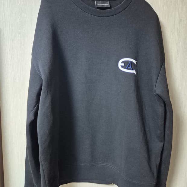 (정품) 엠포리오 아르마니 블랙 맨투맨 티셔츠 2XL