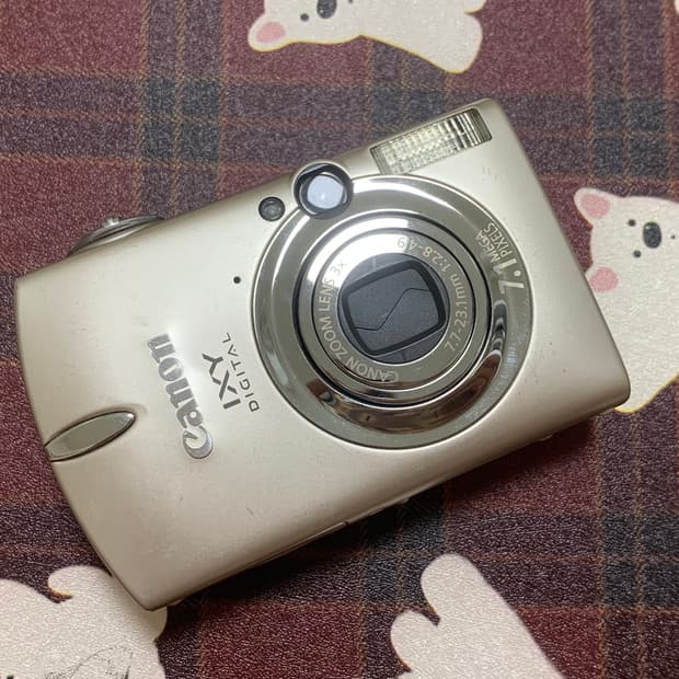 캐논 디카 익서스750(익시700) 카메라 판매합니다