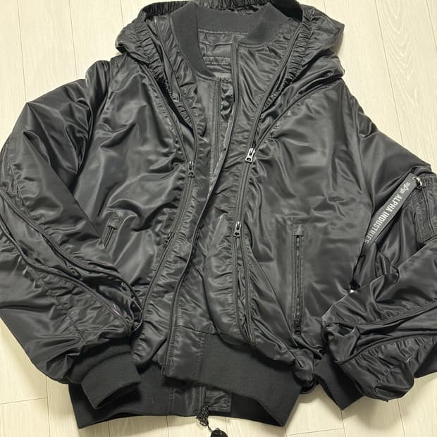 산산기어 x 알파인더스트리 ma-1