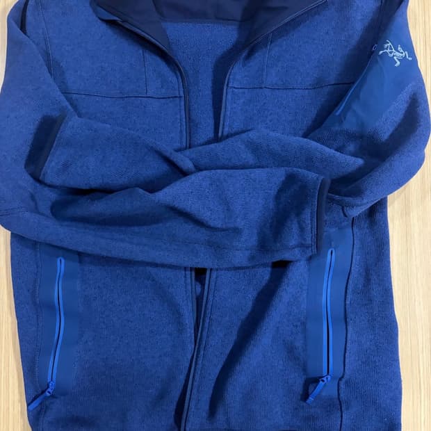 아크테릭스 플리스