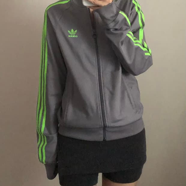 아디다스 슈퍼스타 배색 트랙탑 져지