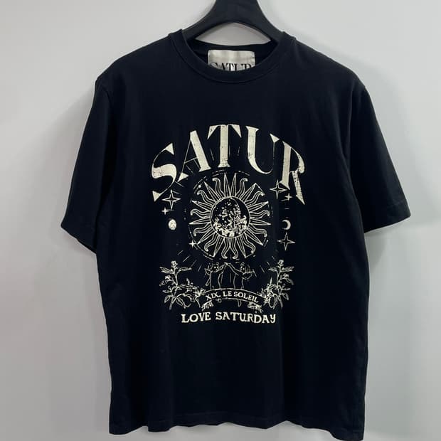 세터 빅로고 라운드 반팔티 (on.601)