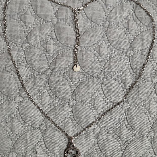 (정품) 구찌 인터로킹 GG 목걸이 (명품 목걸이 실버 팬던트)