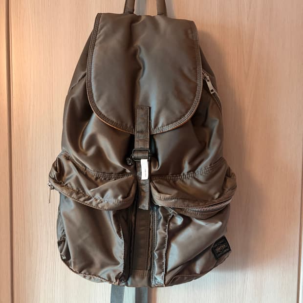 포터 탱커 백팩 실버 그레이