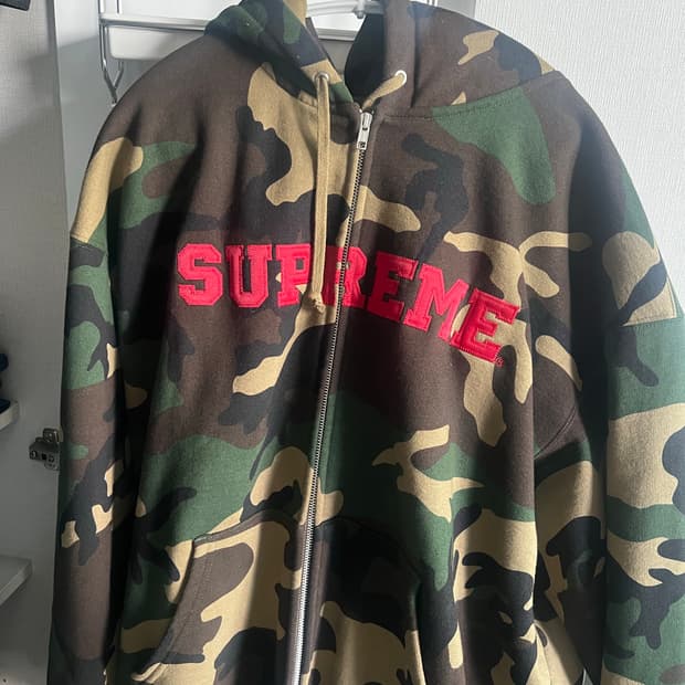 슈프림 컬리지에이트 후드집업