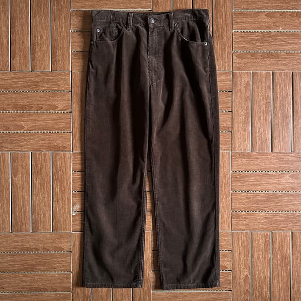 90‘s Levi’s 515 corduroy pants