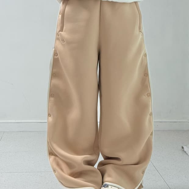 아디다스 베이지 스페이서 팬츠