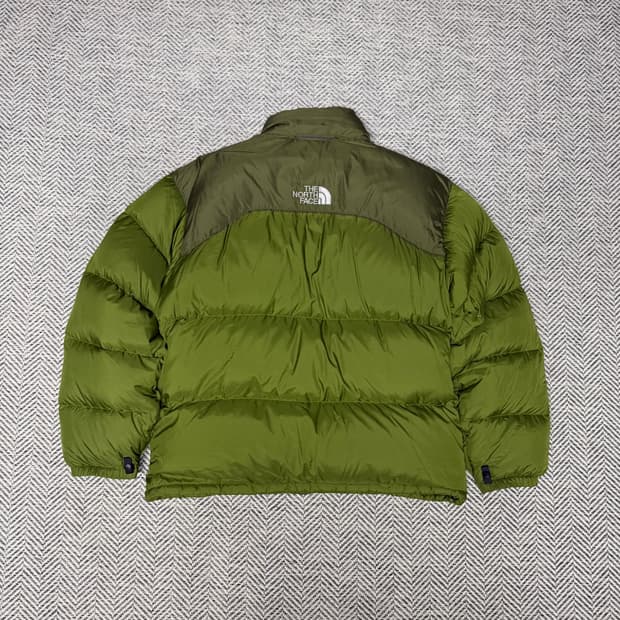[105] 노스페이스 센터로고 무광 그린 700 눕시 패딩