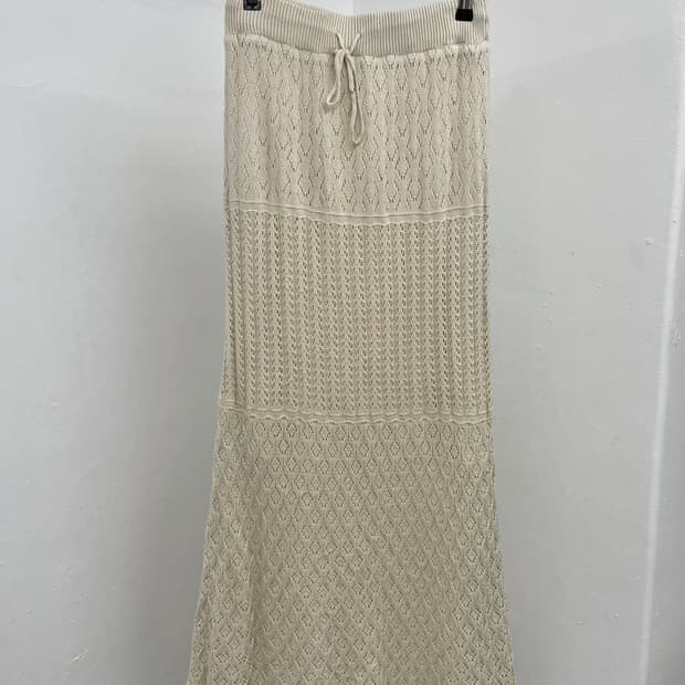 아이보리 니트 짜임 롱 스커트
