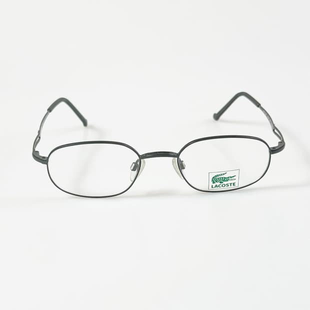LACOSTE 맷블랙 슬림 오벌 메탈 프레임 빈티지 안경