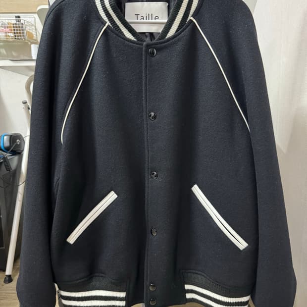 새상품) 타일레 바시티 자켓