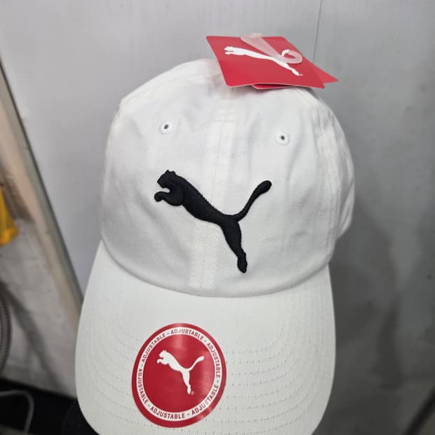 택있는 새상품 )) PUMA 푸마 화이트 & 블랙 볼캡 모자!