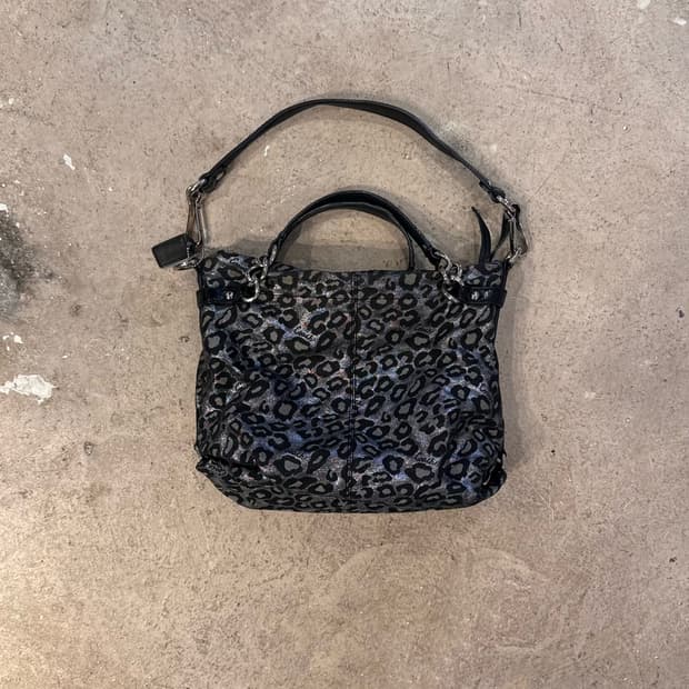 COACH 레오파드 숄더백